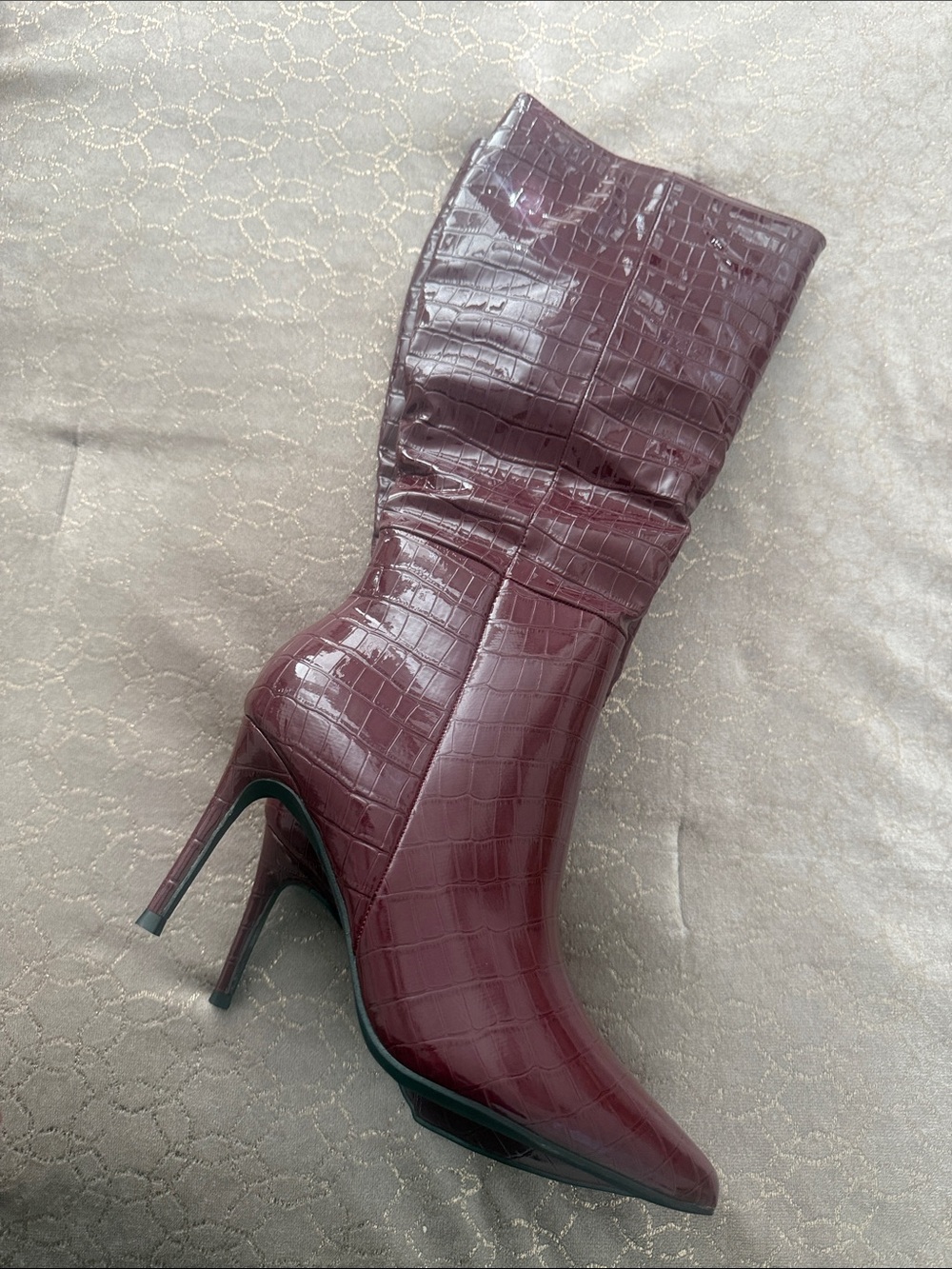 Burgundy boots - Picture 3 of 5
